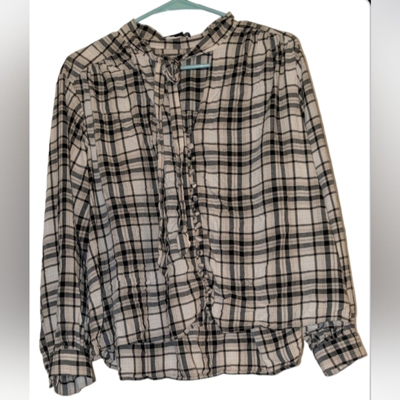 Sanctuary Kiera Tie Neck Blouse - Flirty Tan & Black 1X - Picture 2 of 7